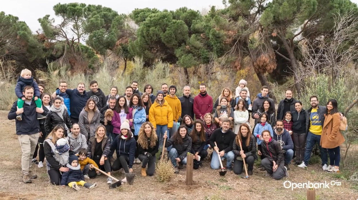 Openbank - Jornada de reforestación en Madrid